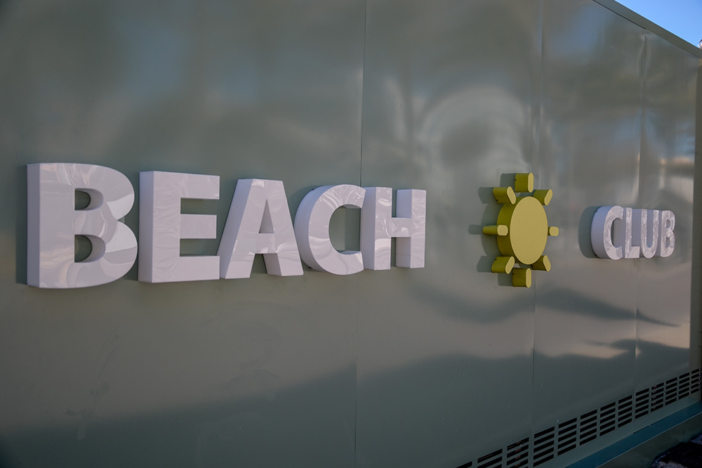 Beach Club 6